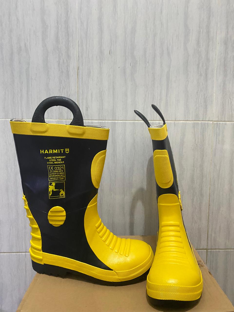 SEPATU BOOT PEMADAM KEBAKARAN HARMIT/SEPATU BOOT/SEPATU BOOT ANTI API/SEPATU TAHAN API/SEPATU PEMADAM KEBAKARAN/SEPATU DAMKAR/SEPATU BOOT HARMIT - Gambar 3